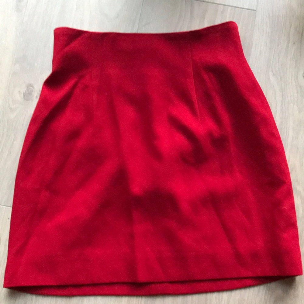 Red Skirt: Valentino Giovanni-Italy